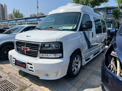 GMC Savana