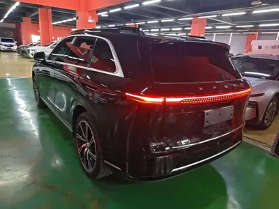 Xpeng G9