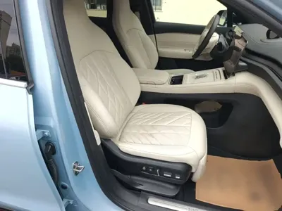 Nio EC6