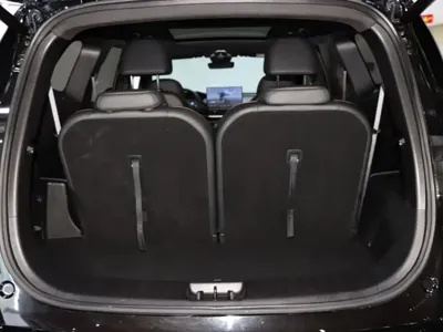 Geely Haoyue L
