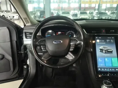 Ford Taurus