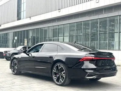 Audi A7L
