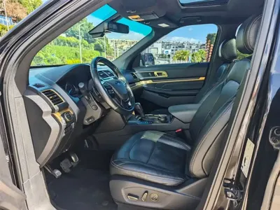 Ford Explorer (Import)