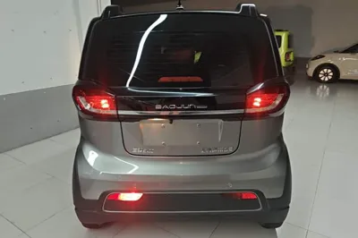 Baojun E100