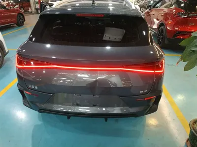 BYD e2