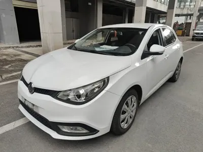 MG MG5