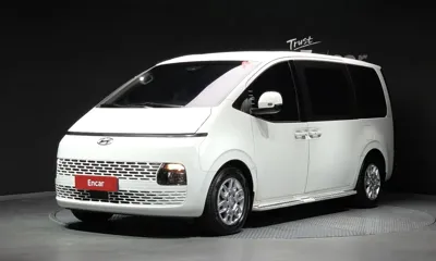 Hyundai Staria