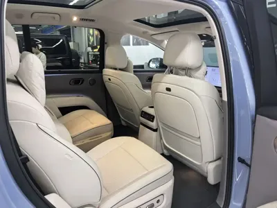 Li Auto 理想i8