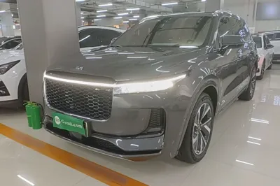 Li Auto ONE