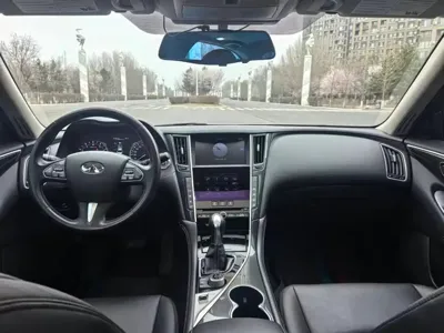 Infiniti Q50L