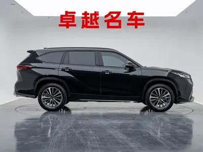 Toyota Crown Kluger