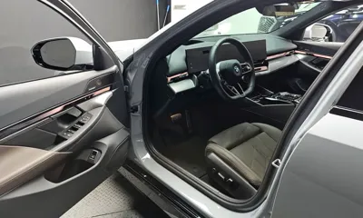 BMW i5