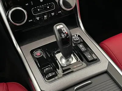 Jaguar XEL