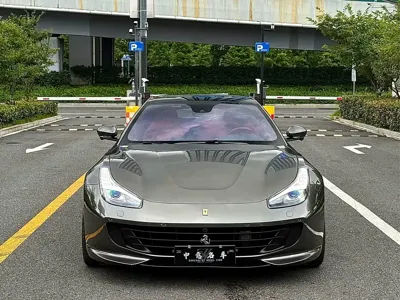 Ferrari GTC4Lusso