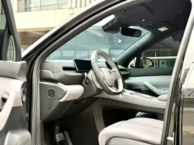 Nio EC6