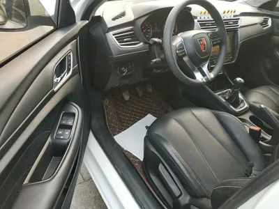 Roewe i5