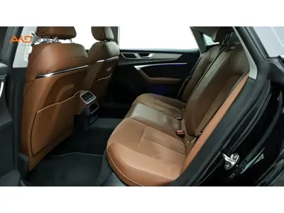 Audi A7L