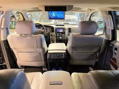 Toyota Sequoia