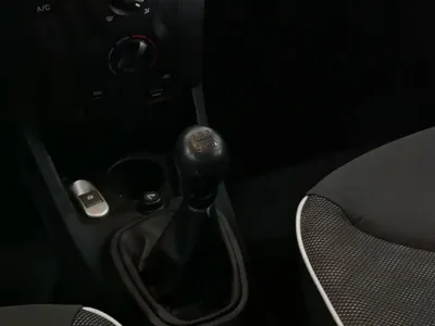 BYD F0