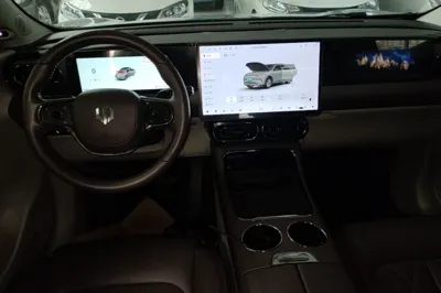 Leapmotor C11