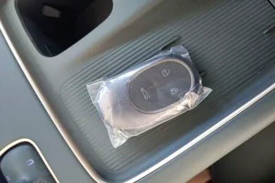 Nio ES8