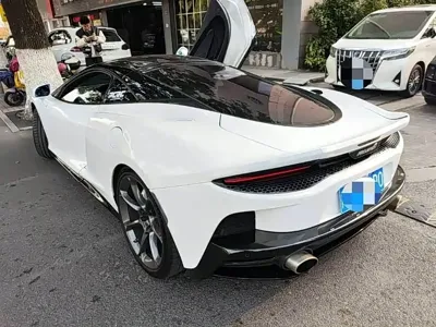 McLaren GT