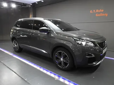 Peugeot 5008