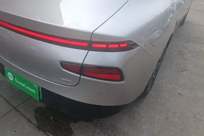 Xpeng P7