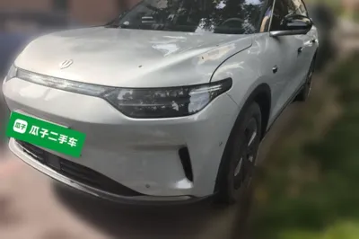 Leapmotor C11