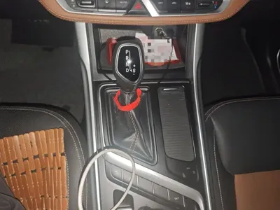 Geely Vision X6