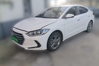 Hyundai Elantra (6th Generation
