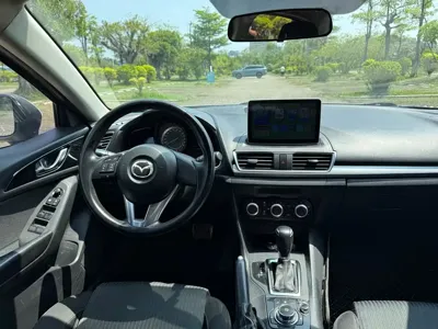 Mazda 3 Axela