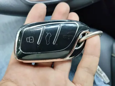 Roewe i5
