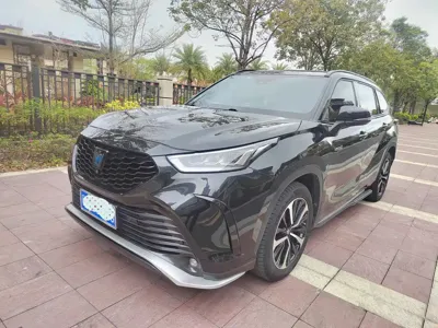 Toyota Crown Kluger