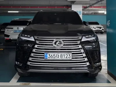 Lexus LX