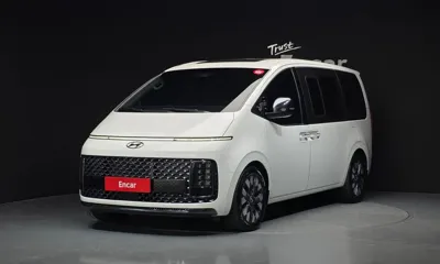Hyundai Staria