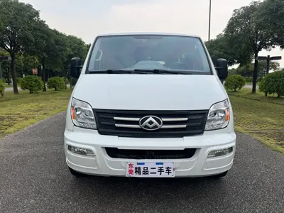 大通 V80