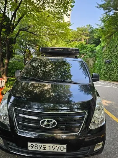 Hyundai Starex