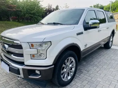 Ford F-150 Raptor