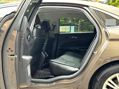 Ford Taurus