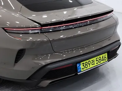 Porsche Taycan