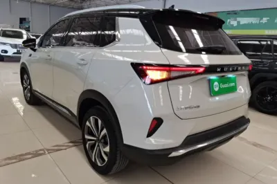 Wuling Asta