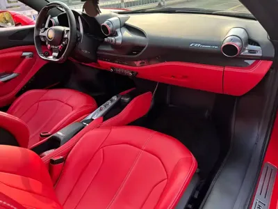 Ferrari F8
