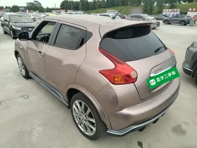 Infiniti ESQ