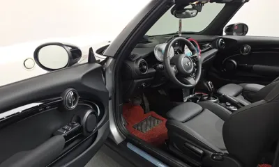 MINI Cooper Convertible