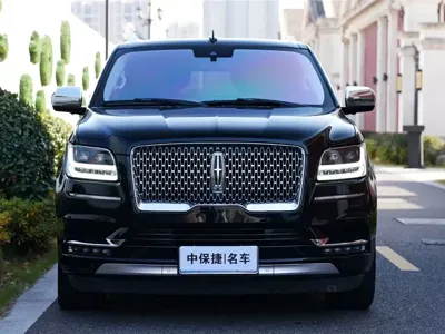 Lincoln Navigator