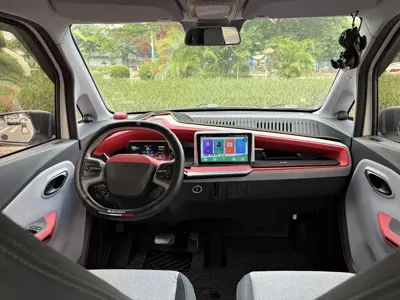 Baojun E200