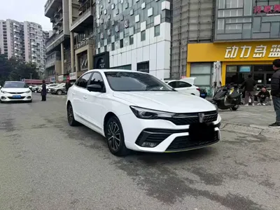 Roewe i5