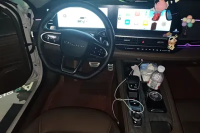Chery Arrizo 8