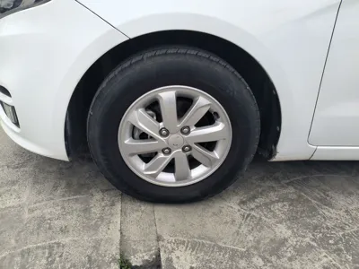 Kia K2